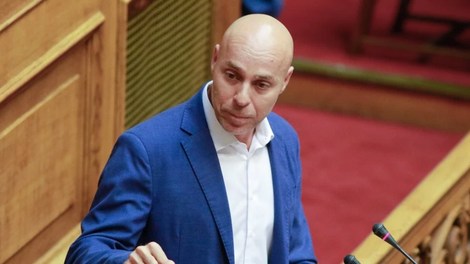 Αμυράς: Αν μείνει έτσι η συμφωνία για το Σκοπιανό, πρέπει να καταψηφιστεί